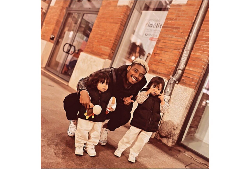 7055044252_486616_99b983892094b5c6d2fc3736e15da7d1.jpg 일본 흑인계 혼혈 어린이 자매