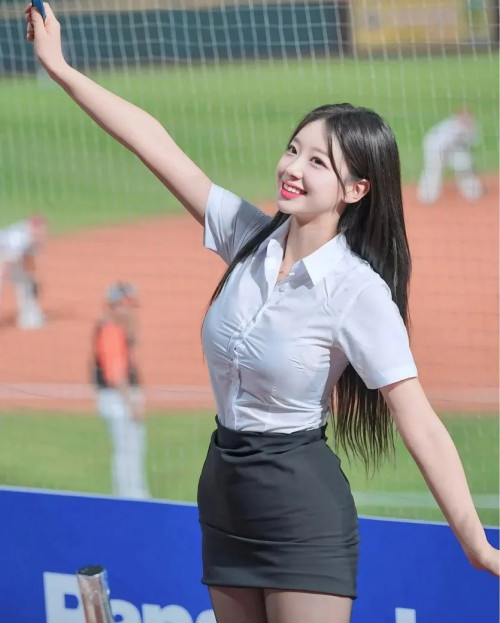 모나미룩 치어리더