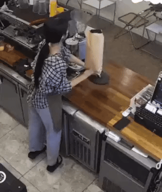 bte80edf99cf20564034fbc00b45690651.gif