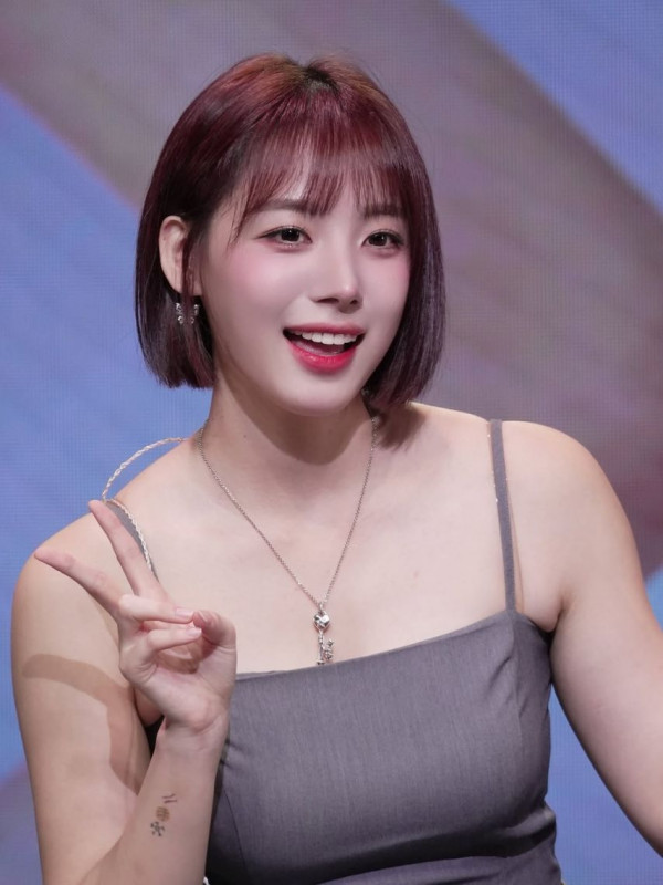 97e301f66dc892a2cf53cc3be4ee243e_1758559698_4569.jpg