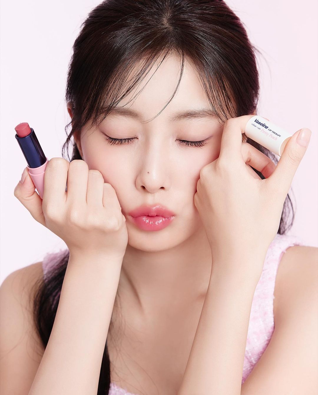 2226365f915631ba883a8342239defce.jpg 강혜원 vaseline_korea 인스타