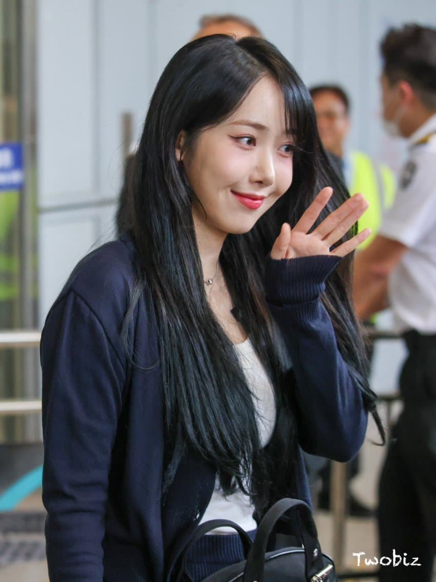 240704 신비 홍콩 국제공항 입국2.jpg 240704 홍콩 국제공항 입국 신비